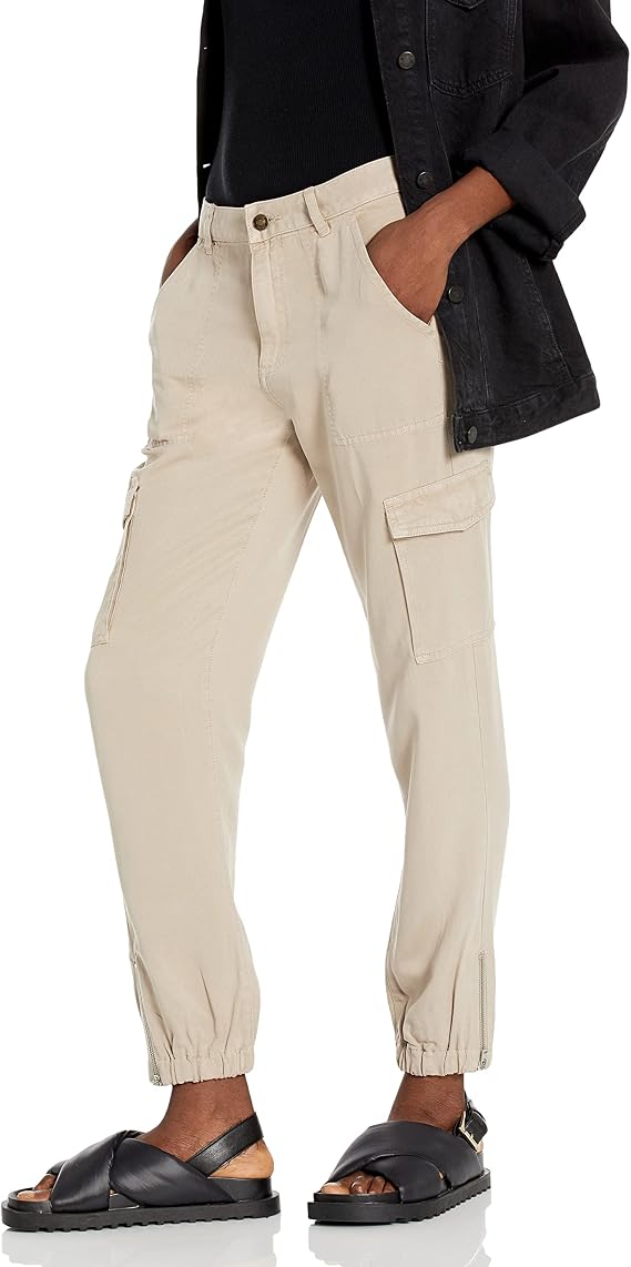 Guess Women's Essential Bowie Cargo Chino
