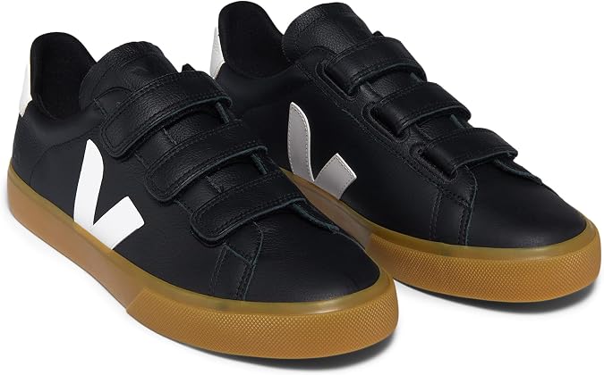 VEJA Recife Logo Sneaker