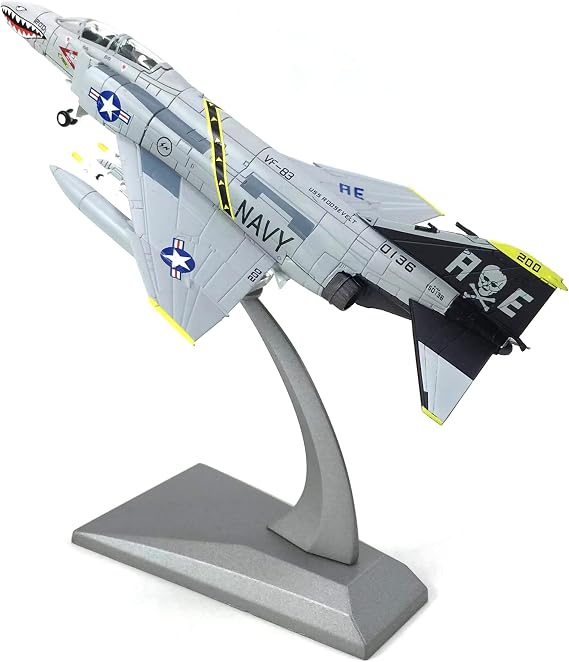 Enatuhter Diecast Military Model 1/100 US F-4 Phantom II Pirate Flag Ghost Fighter Jet Model Assault Airplane Gift