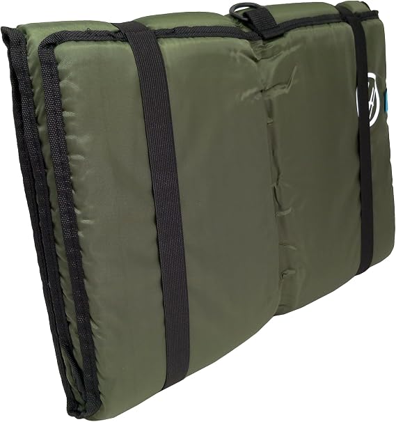 Matt Hayes Adventure - Basic Large Unhooking Mat Providing Entry Level Fish Protection On The Riverbank - 94cm x 45cm x 2cm - Angling Foundation Approved [40-091-L]