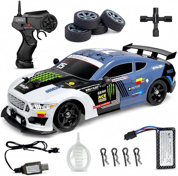 VARDEM Uzaktan Kumandalı Full Fonksiyon 2.4G Şarjlı 1:16 4x4 Drift Araba, Işıklı ve Buharlı RC Drift Stunt Yarış Arabası, Yedek Drift Lastikli, USB Şarj Kablolu Oyuncak Araba -GT Mavi Beyaz HB-SC16A05