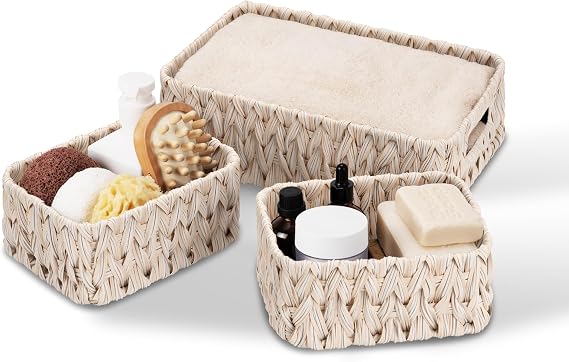 GRANNY SAYS Wicker Storage Baskets, Pack of 3 Wicker Baskets for Shelves, 1 Large Woven Storage Basket and 2 Small Decorative Boxes, Bathroom Counter Organisers, Toilet Basket for Tank Topper, Brown