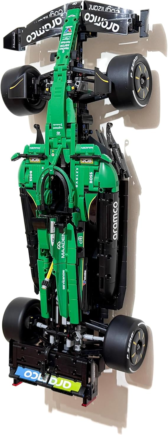 3Dudes & Dad Wall Mount Compatible with LEGO® Technic Aston Martin AMR25 F1 car (Set 42240) – Perfect-Fit Display Bracket – Secure, Robust & Space-Saving – Easy Installation with Supplied Fixings