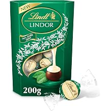 Lindt Lindor Dark Mint ChocolateTruffles Box - Approx 16 balls, 200g - Chocolate Truffles with a Smooth Melting Filling - Gift Present - Christmas, Birthday, Celebrations, Congratulations