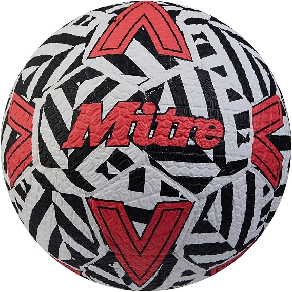 Mitre ユニ ストリートサッカー フットボール | 非常に丈夫 | 硬い地面に最適