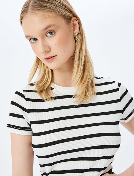 Basic Çizgili Bisiklet Yaka Kısa Kollu Kaşkorse Slim Fit Kadın Tişört