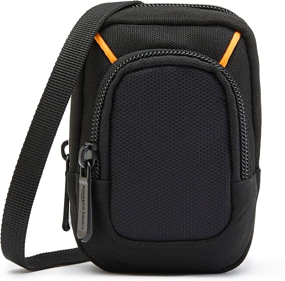 AmazonBasics camera bag for compact cameras medium size