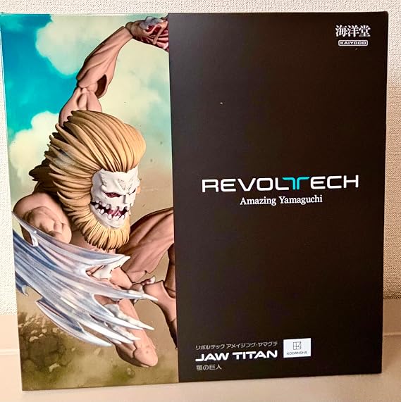 Revoltech Yamachi Strike on Titan Jin no Titan
