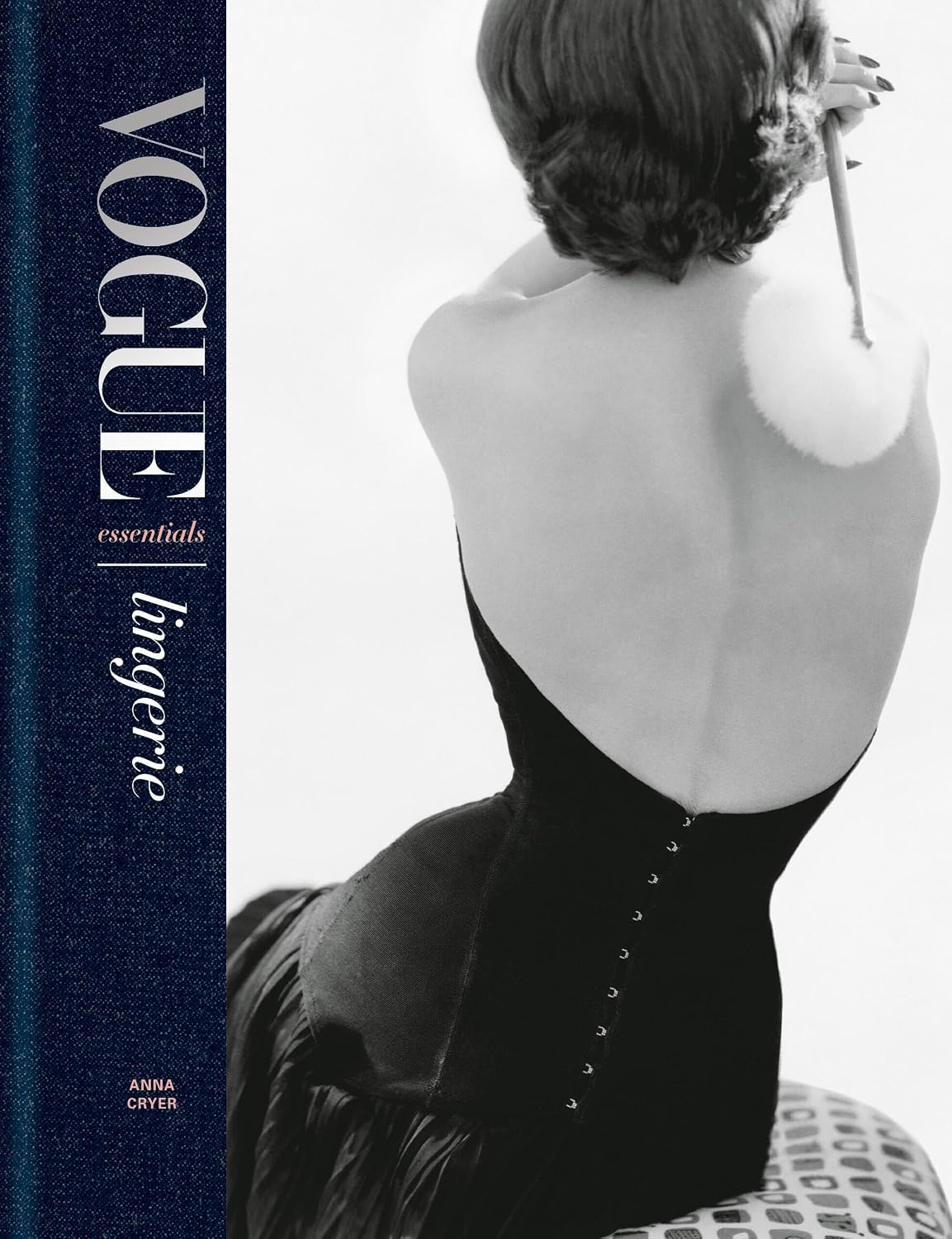 Vogue Essentials: Lingerie Ciltli Kapak – 27 Mayıs 2025