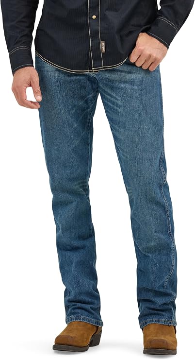 Wrangler Men's Retro Relaxed Fit Boot Cut Jean