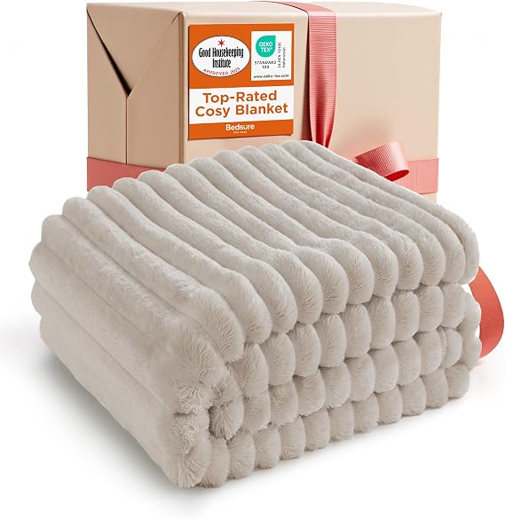 Bedsure Fleece Throw Blanket for Bed - Fluffy Throw, Beige, 130x170 cm