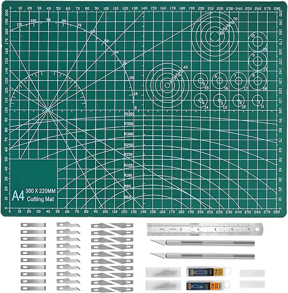A4 Cutting Mat,Thickened Self Healing Sewing Cutting Mat, 21 * 30 CM, Double Sided Table Cutting Board for Fabric Quilting Leather Arts Hobby,Green