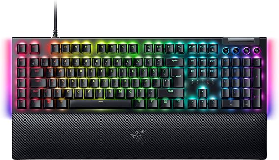 Razer BlackWidow V4 (Yeşil Anahtar) - Chroma RGB mekanik oyun klavyesi - Razer Snap Tap (tıklamalı mekanik anahtarlar, 6 özel makro tuşu, avuç içi dayanağı) TR düzeni | Siyah
