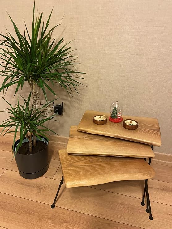 NATURAL WOOD ZIGON COFFEE TABLE (Walnut)