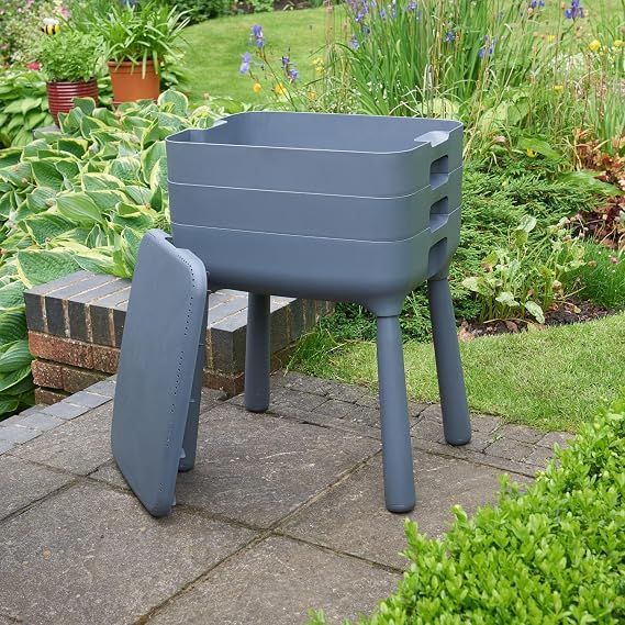 3-Tray Wormery - Composting System with Tap, Lid, and Stackable Trays, Low-Odour, Continuous Composting Bin with Easy Access, Includes Moisture Mat for Better Humidity Control