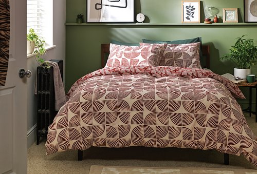 Habitat Geometric Stripe Red & White Bedding Set - Single